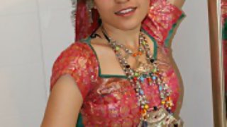 jasmine mathur in traditional gujarati garba outfits