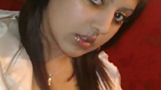 hot Indian college girl showing off
